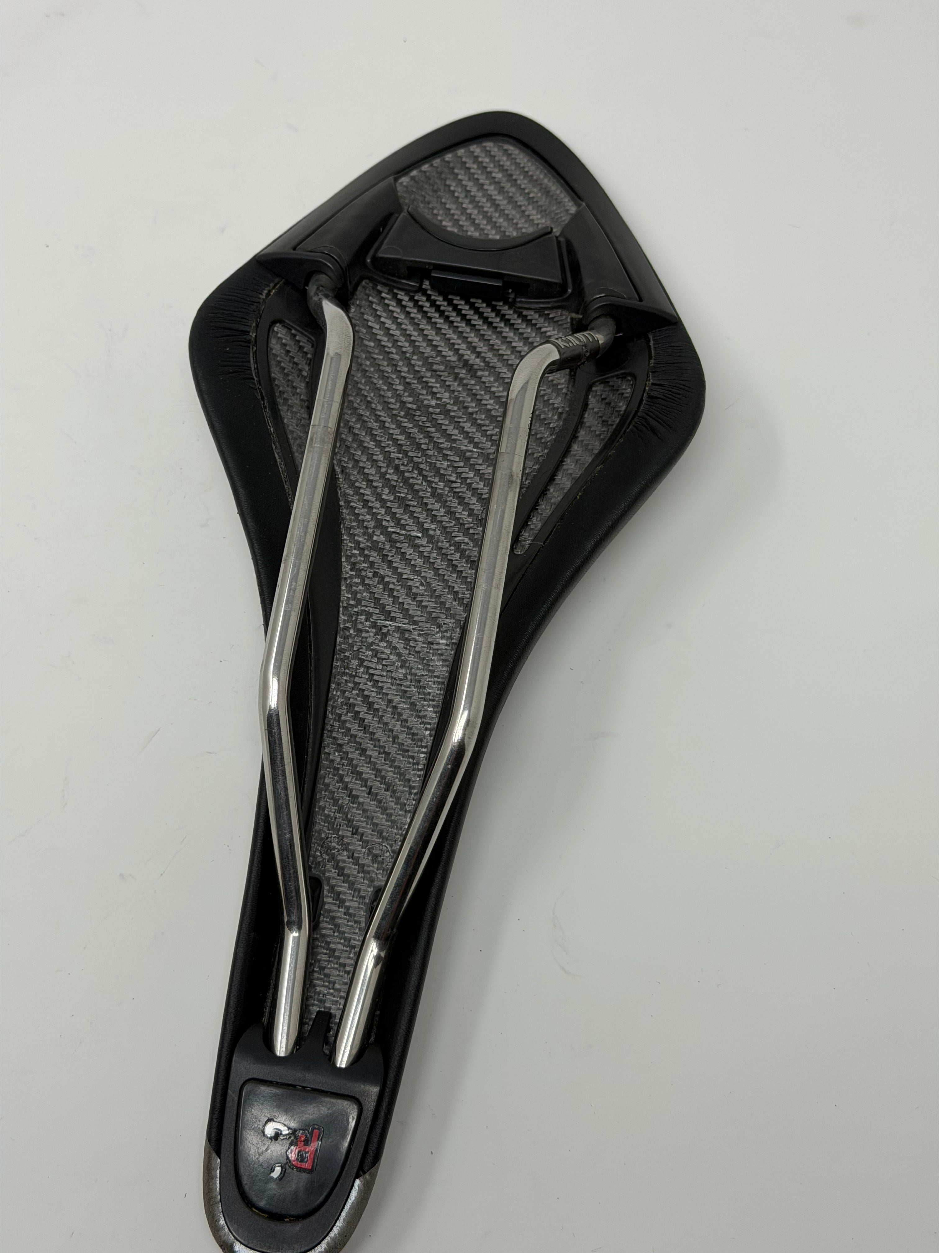 Fizik Arione Road Saddle Reflextive