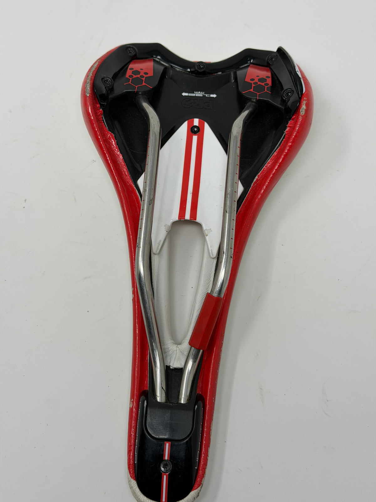 Pro Griffon Road Saddle