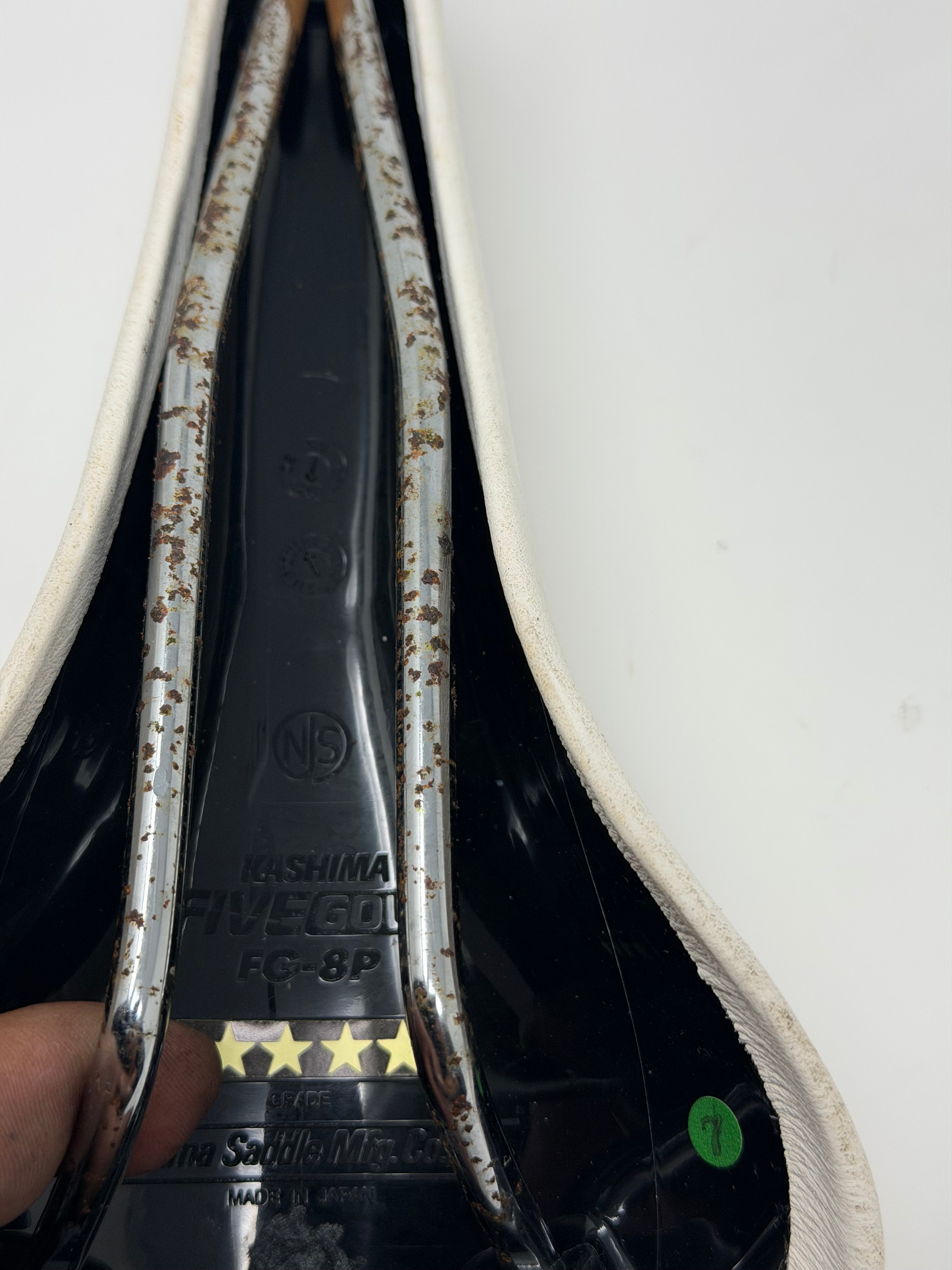 Kashimax NJS FiveGold Saddle