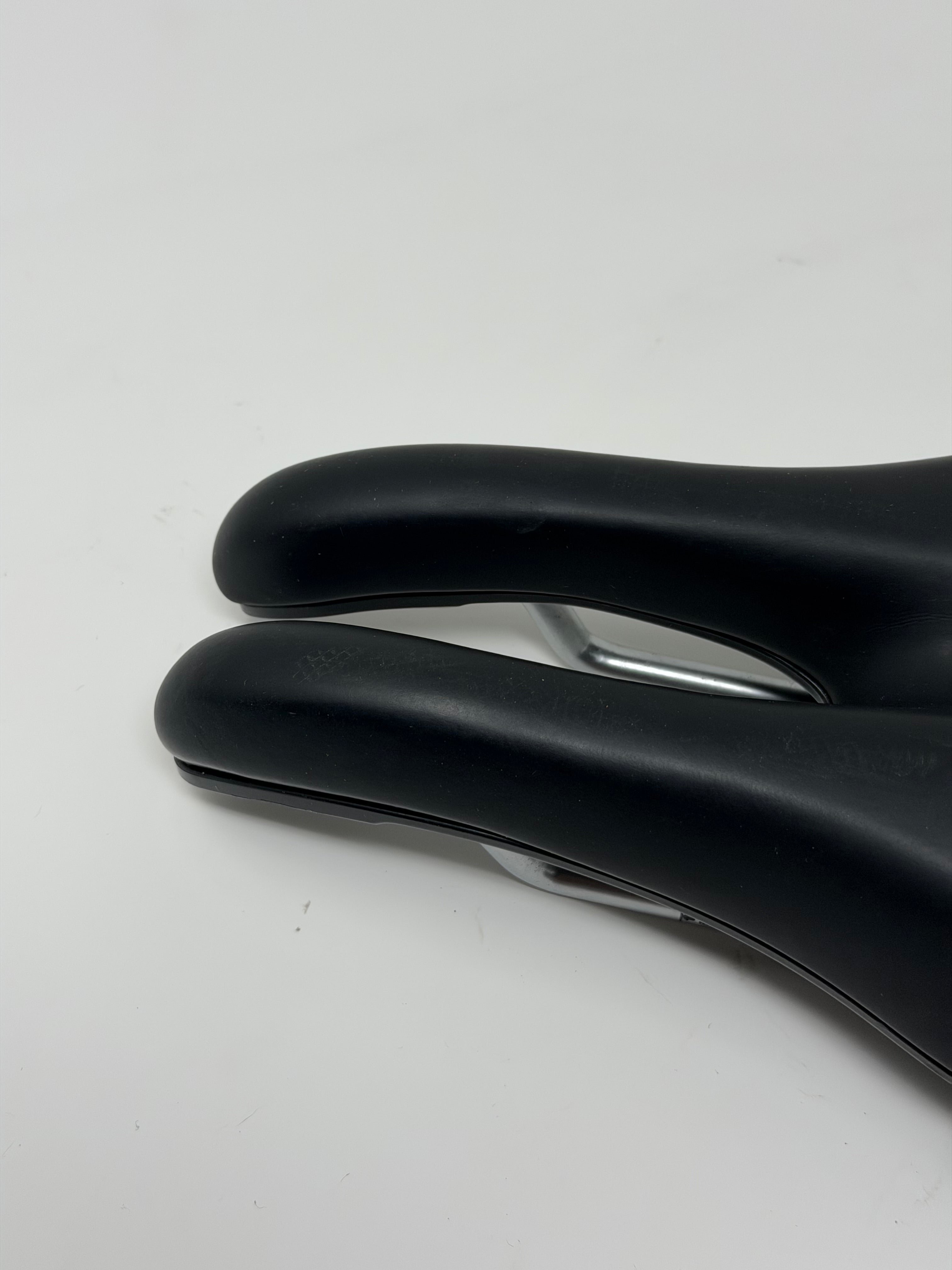 ISM PN 3.1 40 Road TT Saddle