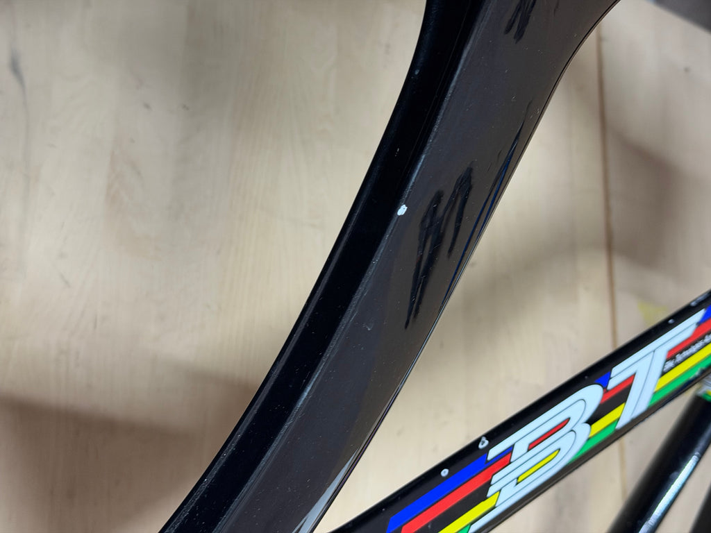 Rare BT Track Frameset size M