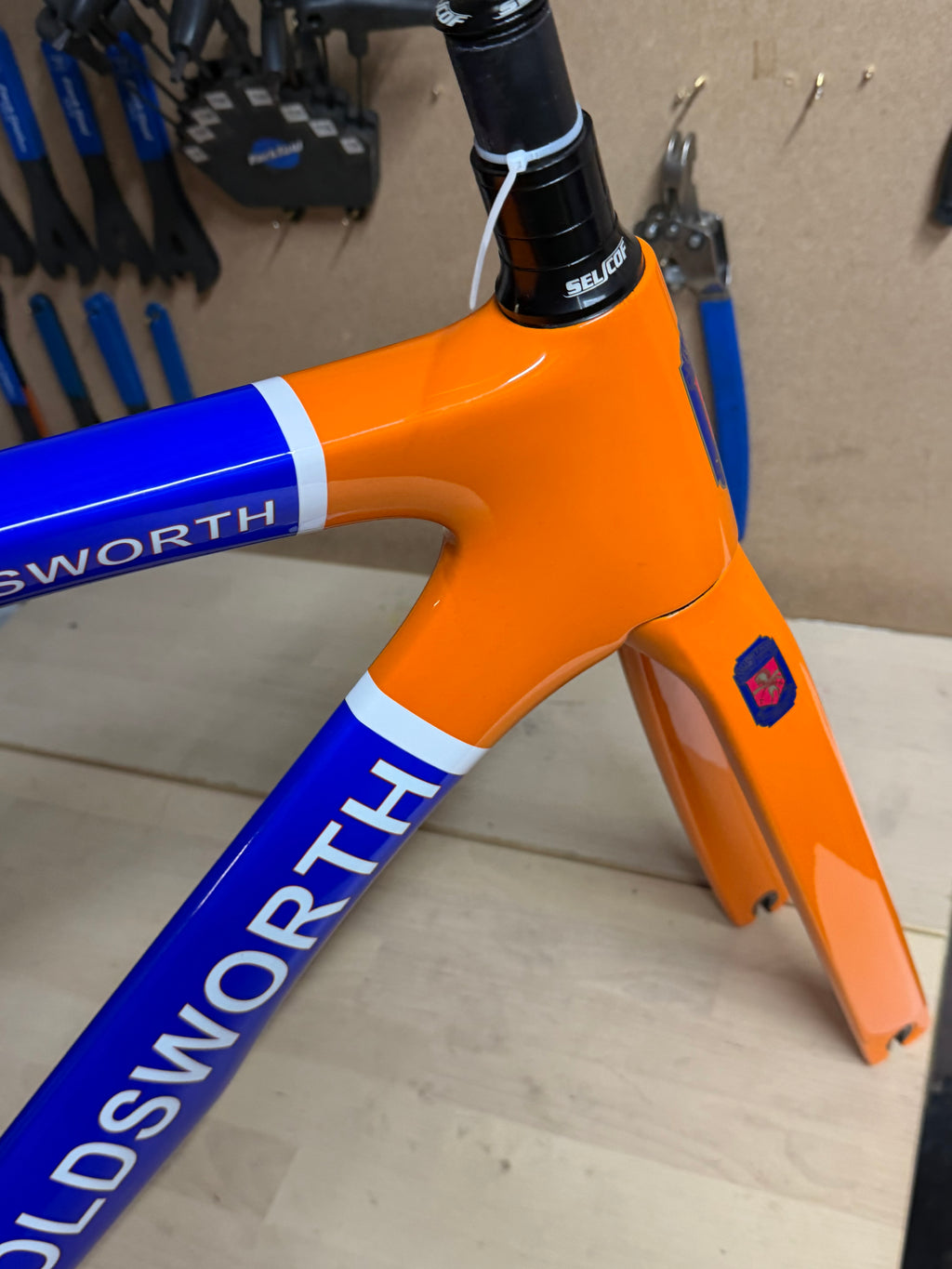 Holdsworth carbon track frameset size 56