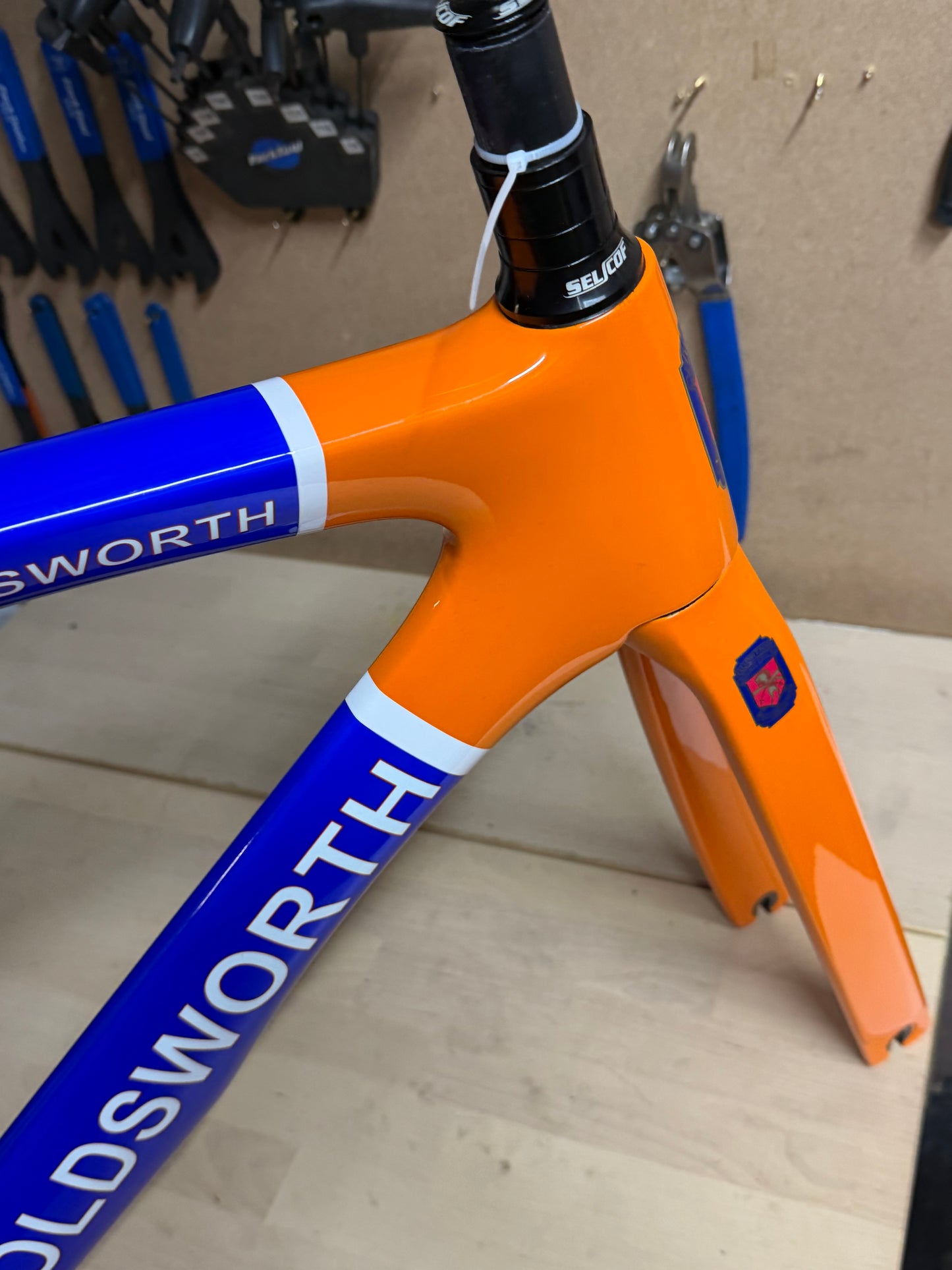 Holdsworth carbon track frameset size 56