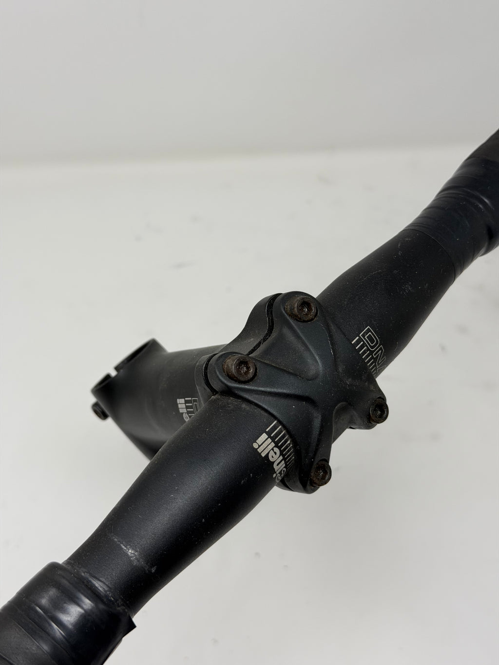Cinelli DNA stem 120mm  and handlebars 40cm