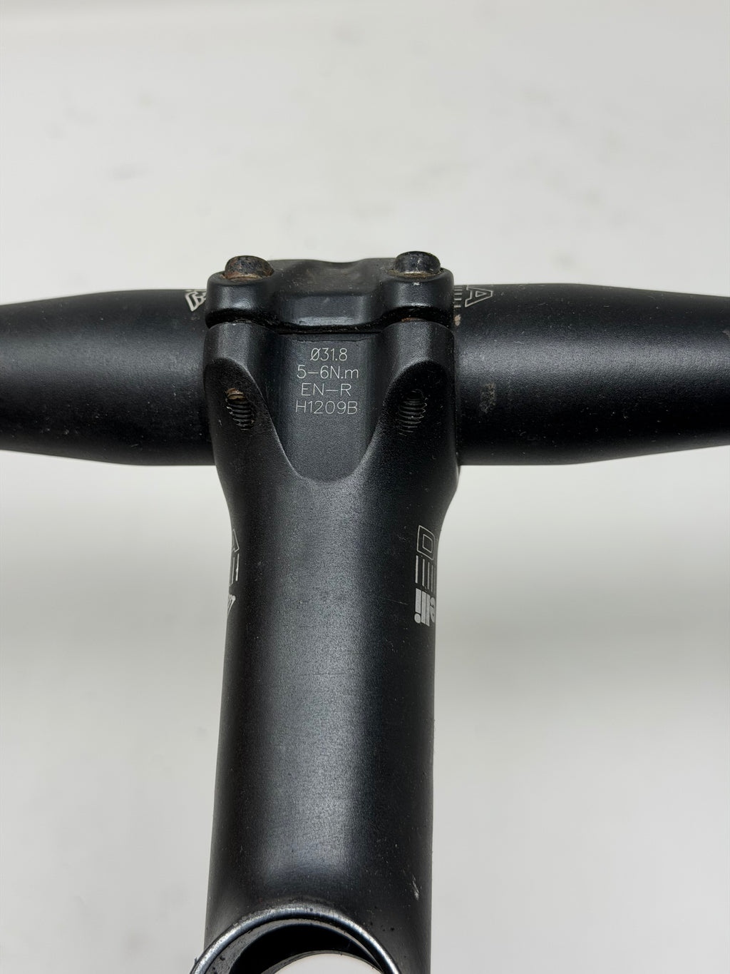 Cinelli DNA stem 120mm  and handlebars 40cm