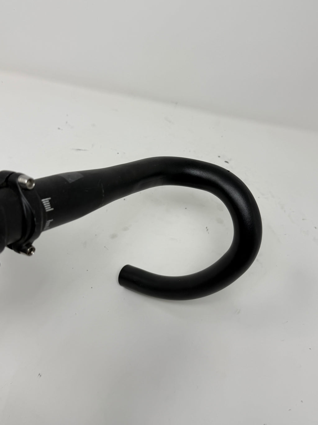 Boardman Elite Aluminium Handlebars and Stem 100mm 38cm