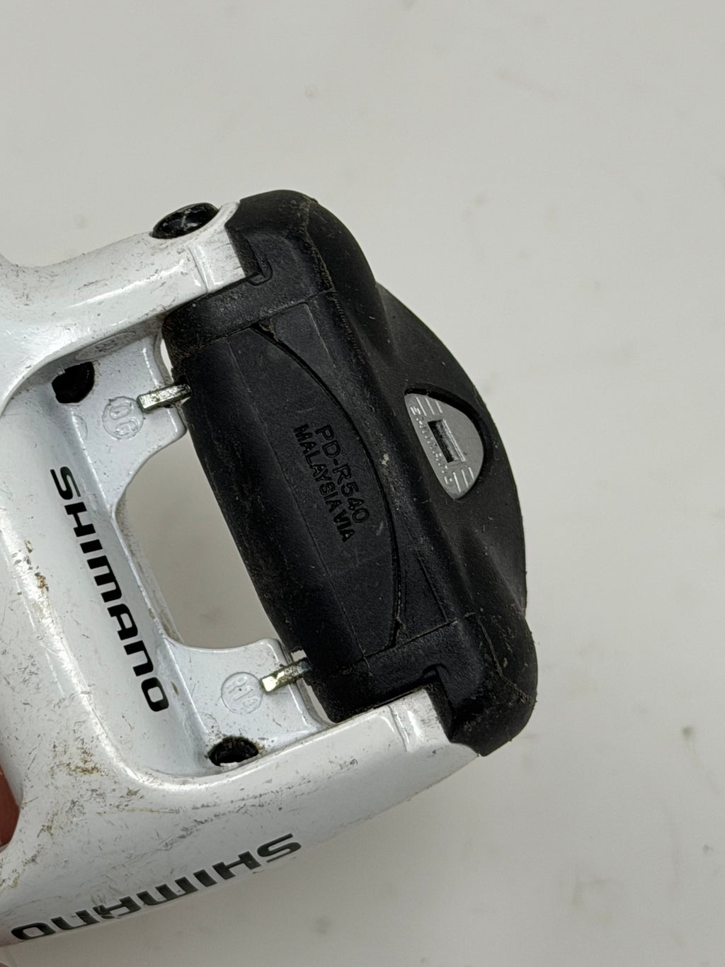 Shimano Bike pedals R540