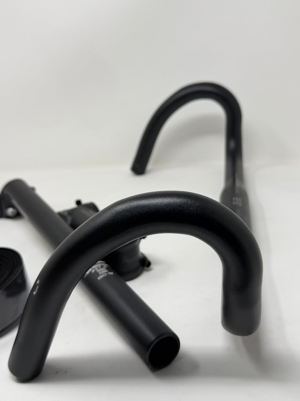 Tifosi Finish Kit Stem - Handlebars - Seatpost 27.2