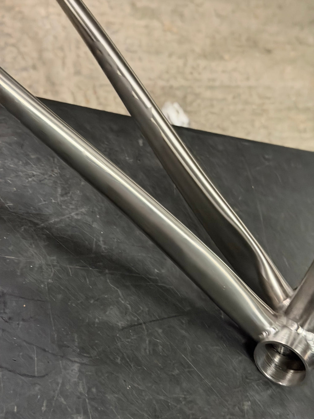 Moda titanium senza track frameset size 56