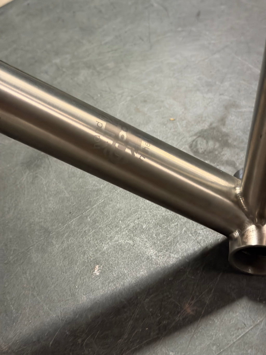 Moda titanium senza track frameset size 56