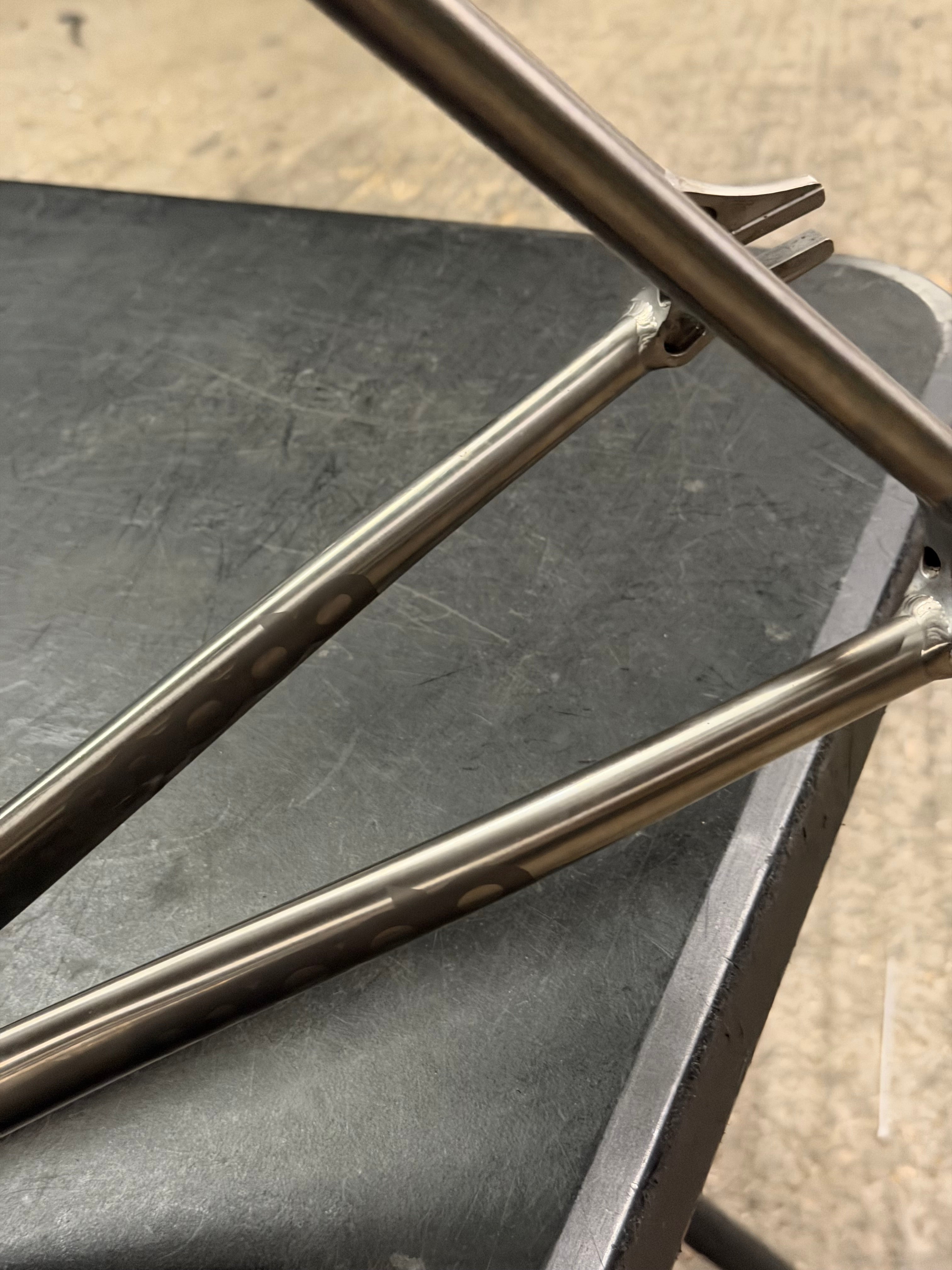 Moda titanium senza track frameset size 56