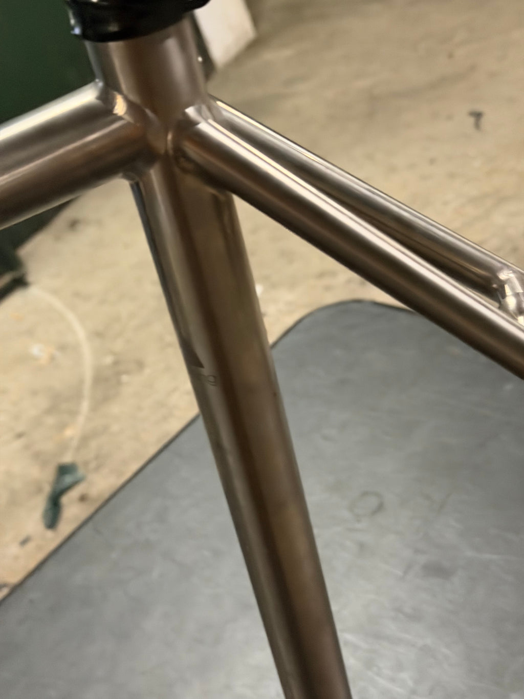 Moda titanium senza track frameset size 56