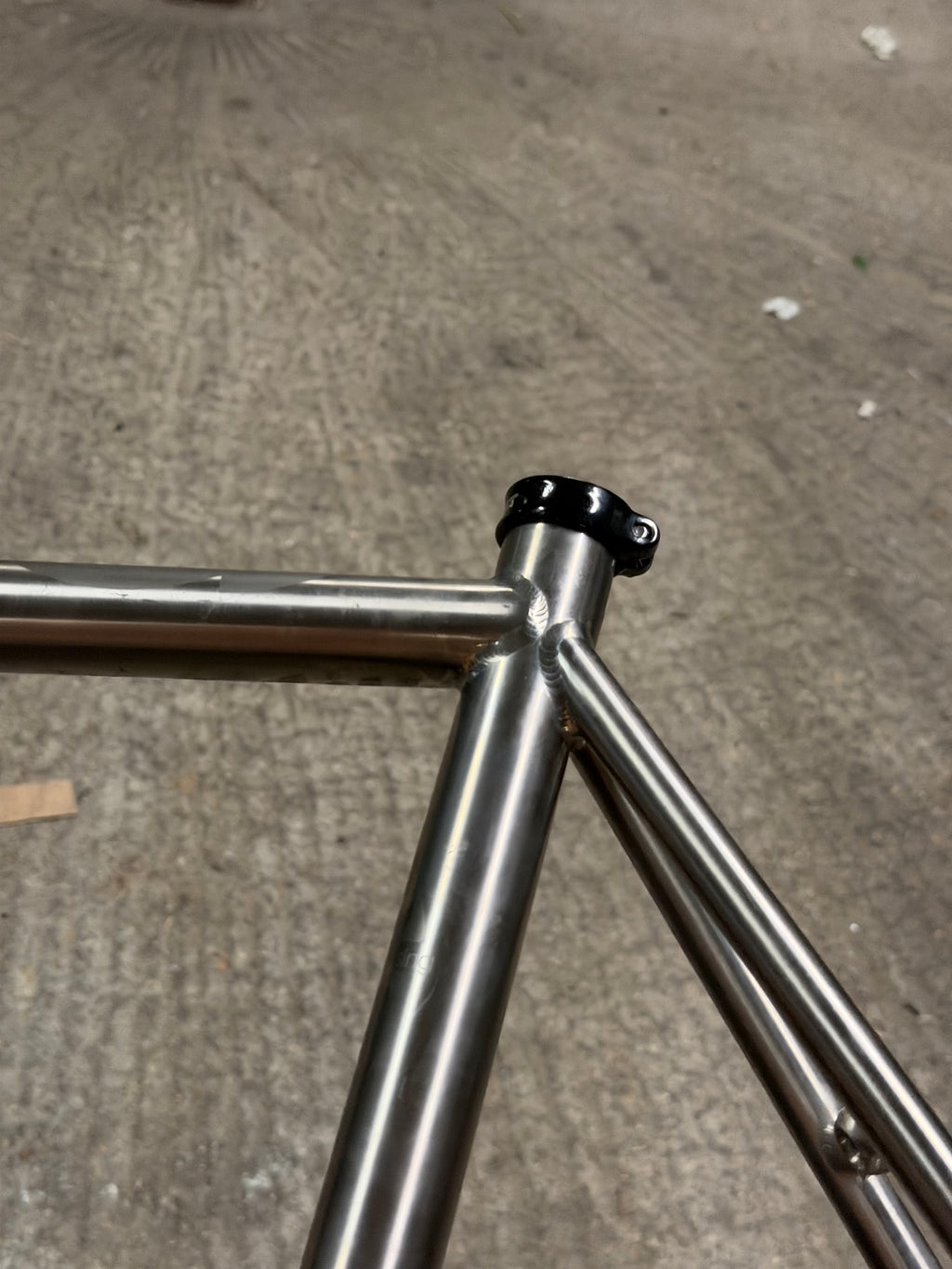 Moda titanium senza track frameset size 56