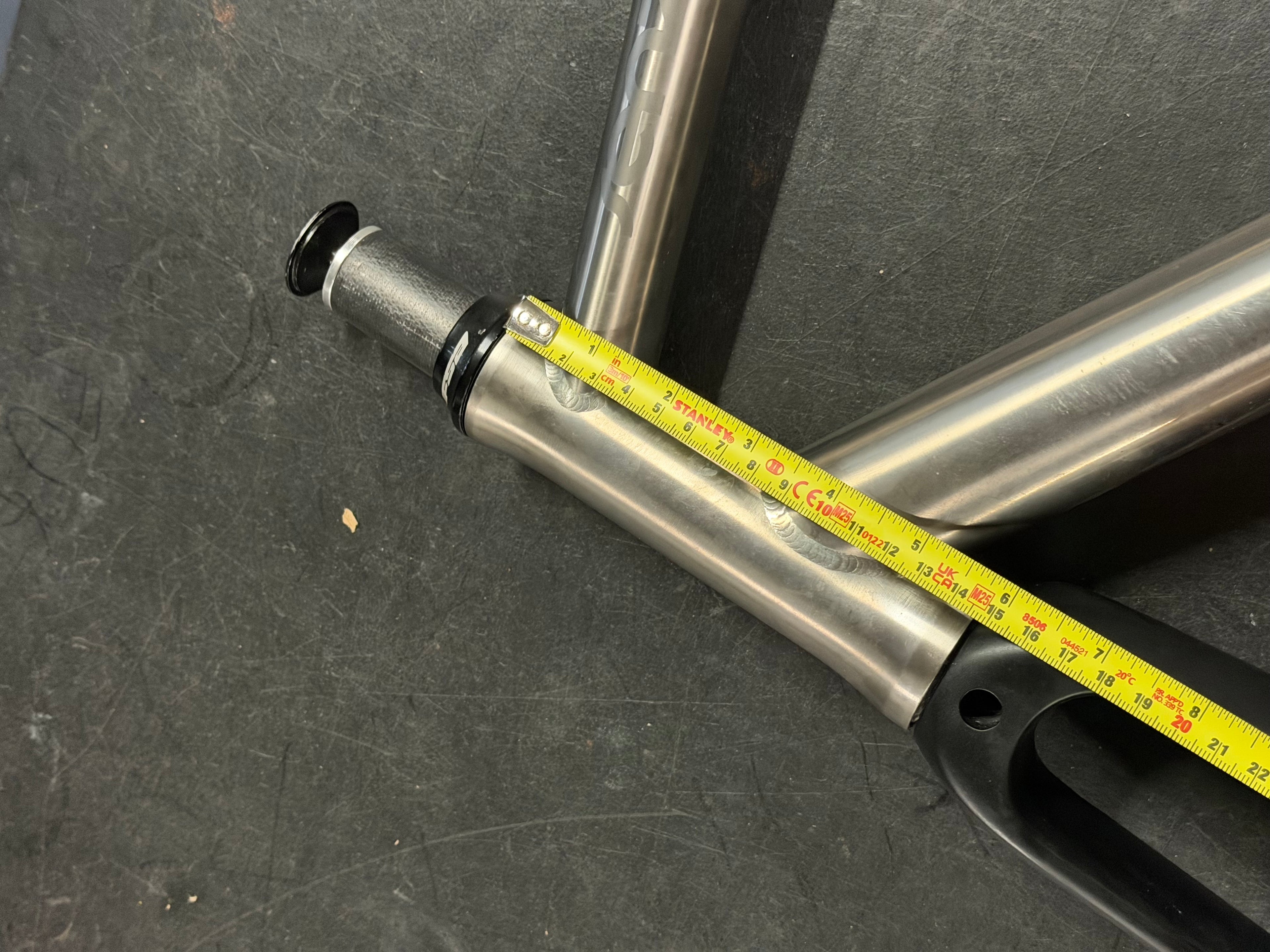 Moda titanium senza track frameset size 56