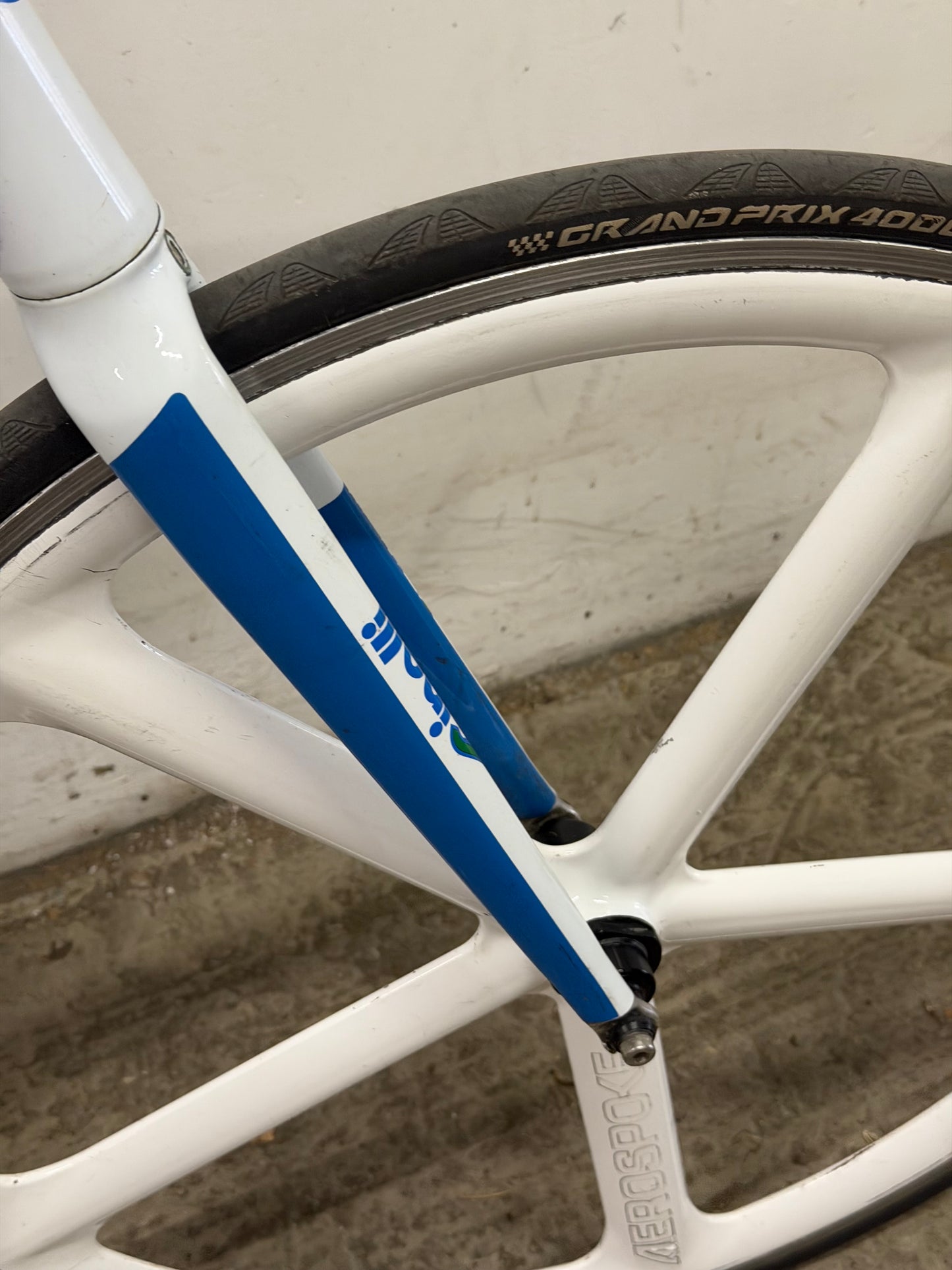 Cinelli vigorelli size 56 aerospoke wheelset track bike