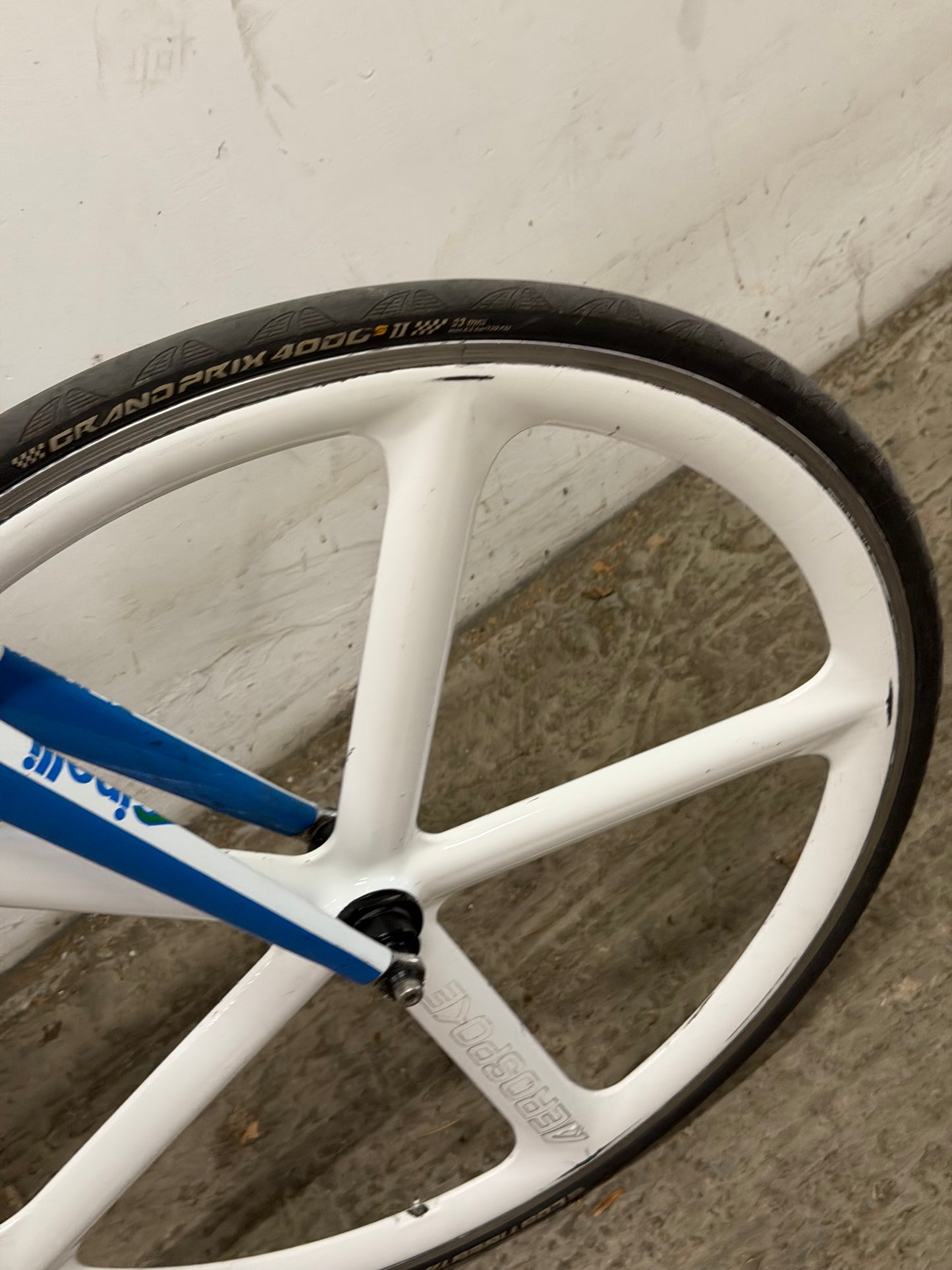 Cinelli vigorelli size 56 aerospoke wheelset track bike
