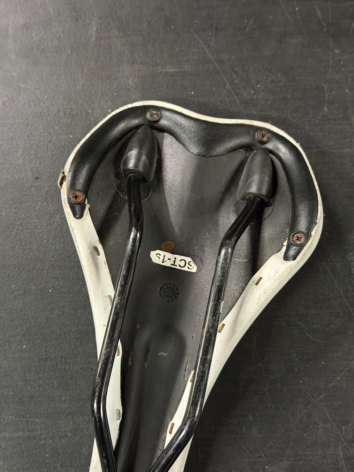 Scott Saddle