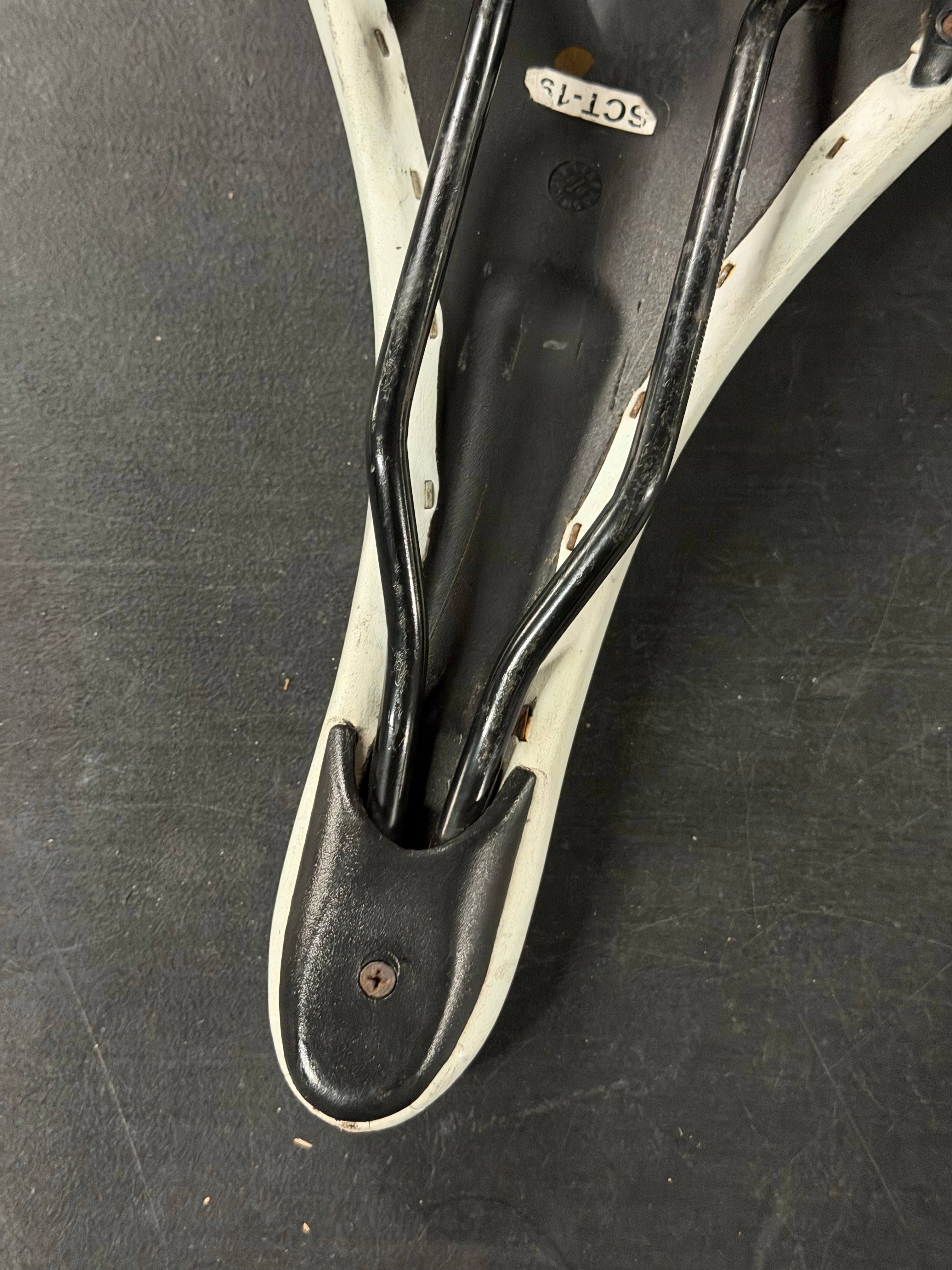Scott Saddle