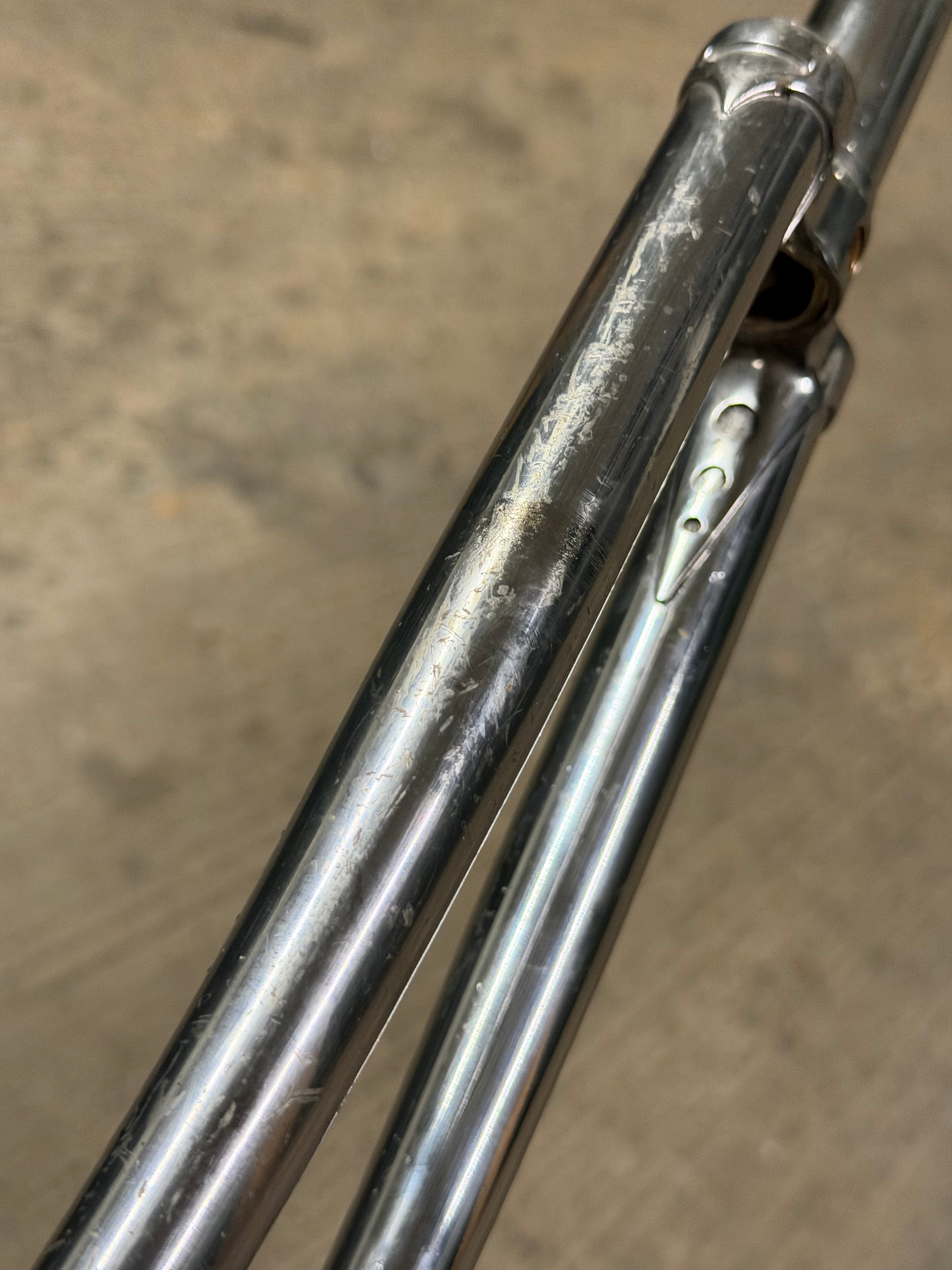 1imnch Threaded Forks 700c