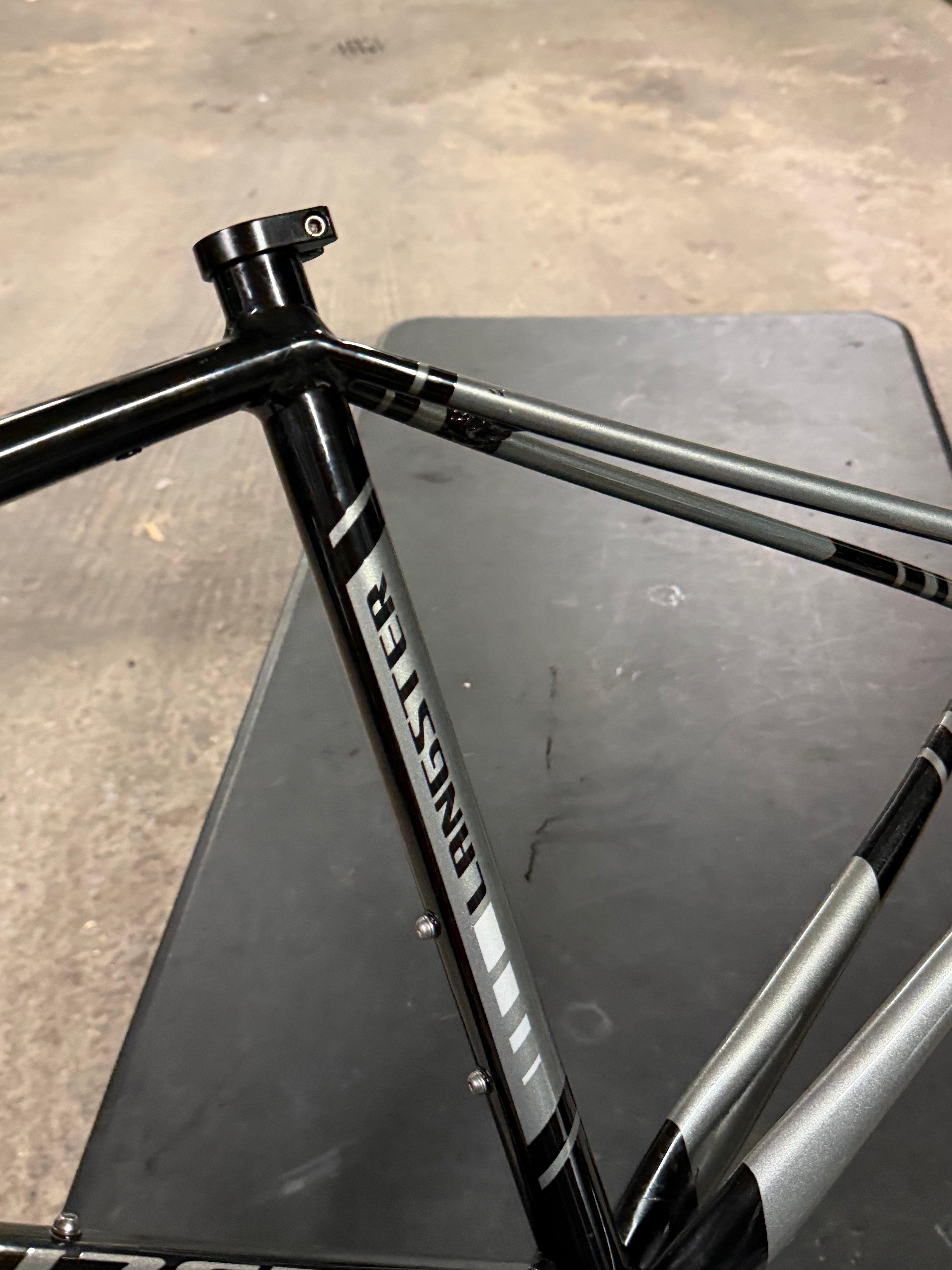 Specialized Langster Track Frameset Size 49
