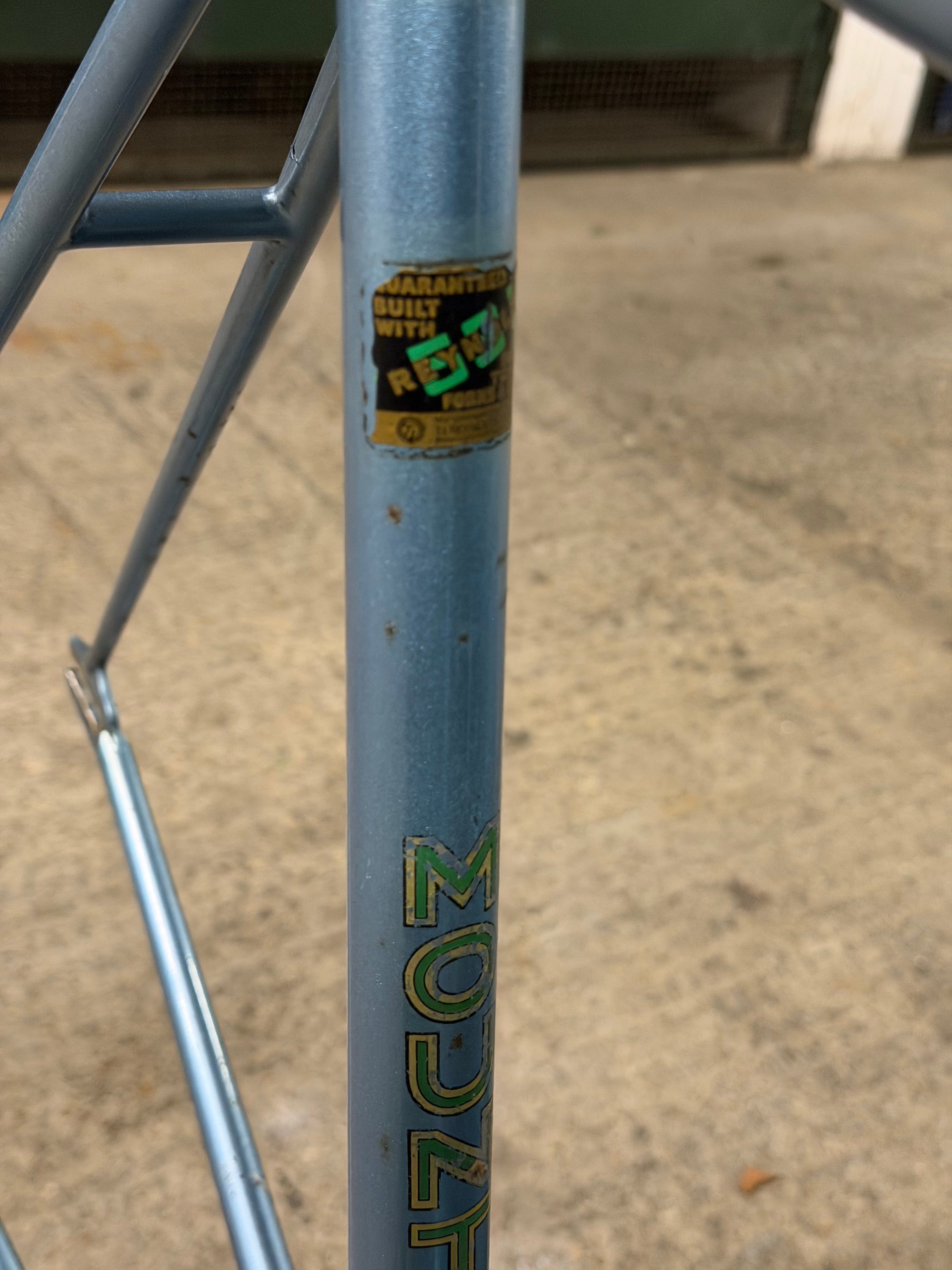 Vintage Mount Track Frameset Size 53