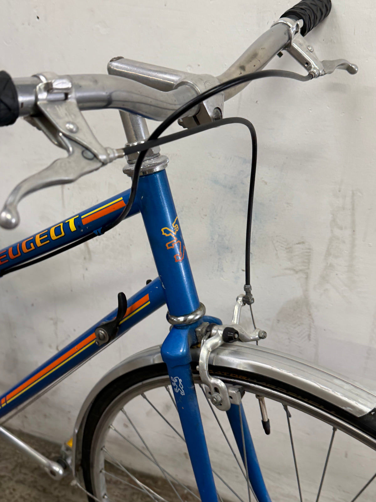 Ladies Vintage Peugeot Road Bike size M
