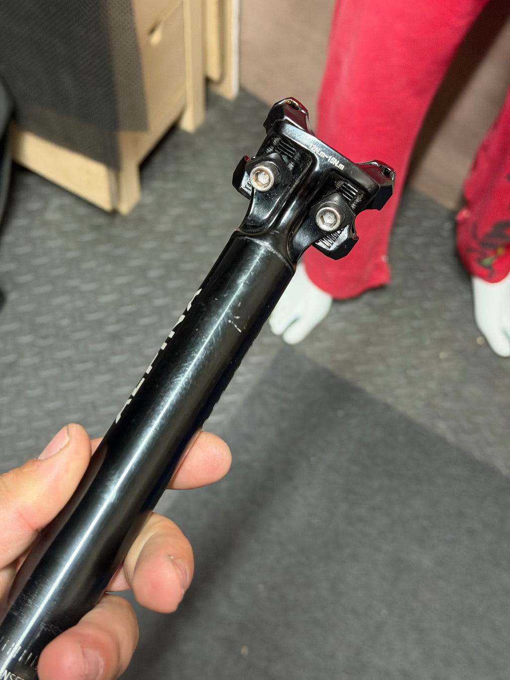 Alpina Seatpost 27.2mm