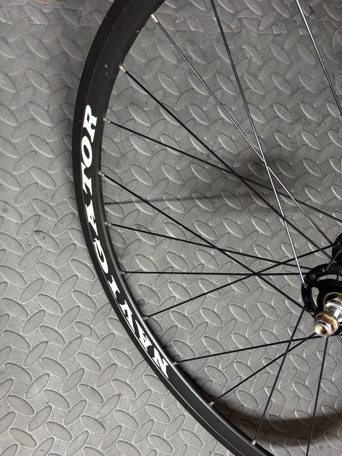 Navigator Fixed Gear Track Wheelset 700c Clincher