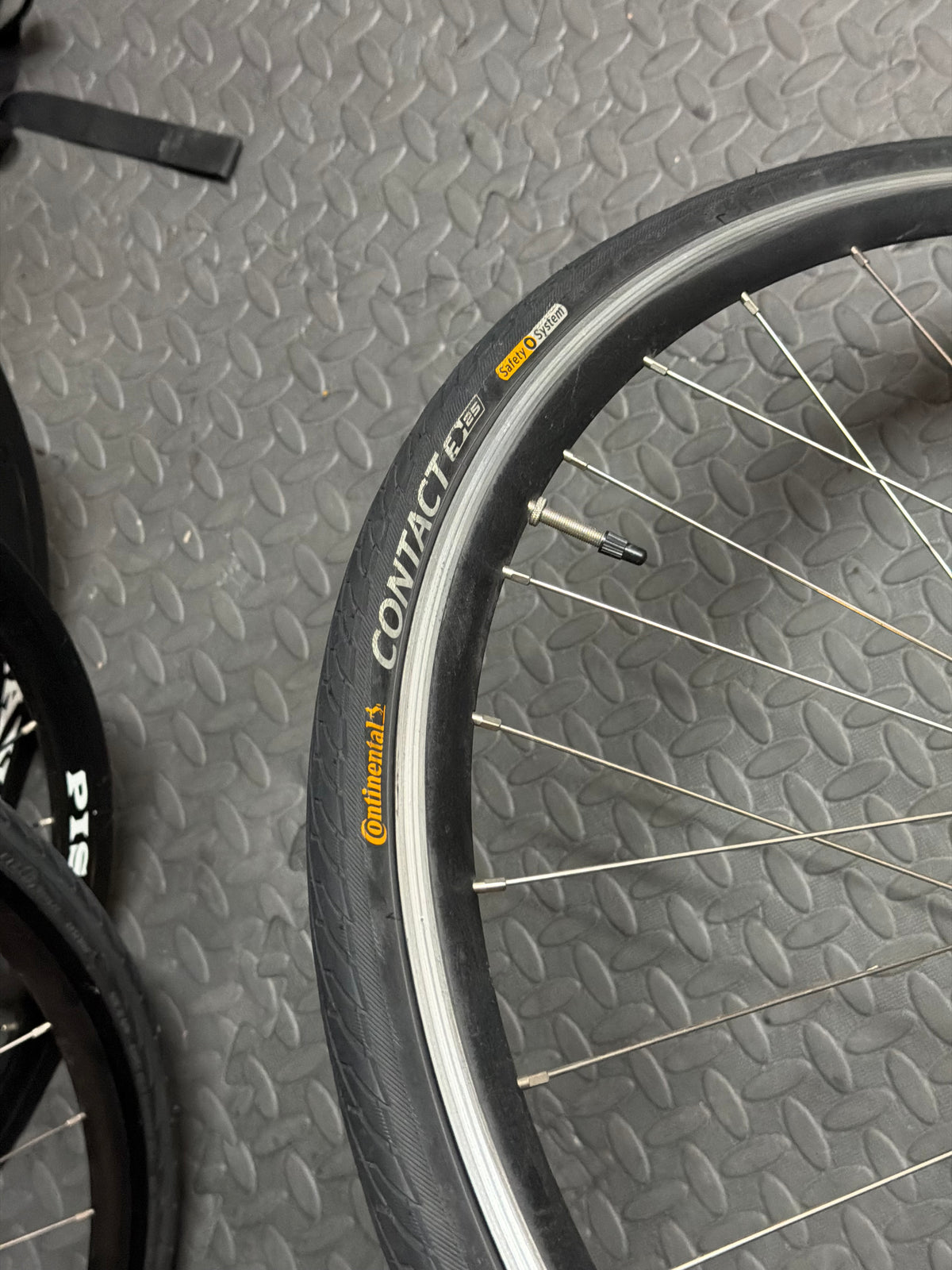 Condor Fixed Gear Track Wheelset 700c Clincher H plus Son