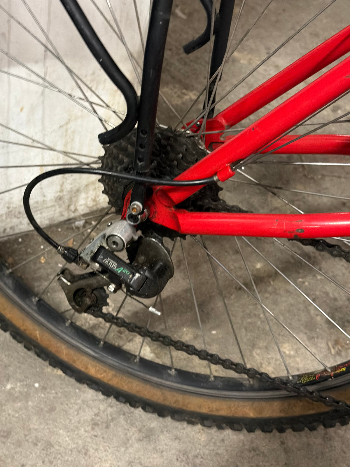 Saracen RaceLite Vintage MTB 26" Mountain Bike – 90s
