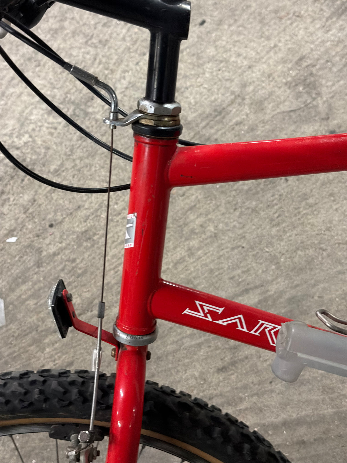 Saracen RaceLite Vintage MTB 26" Mountain Bike – 90s