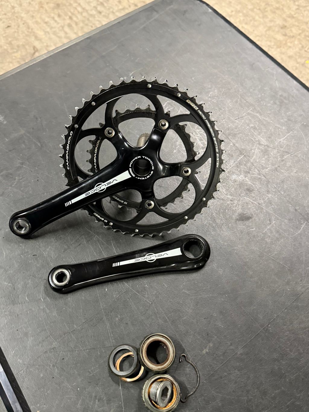 Campagnolo Veloce Road crankset