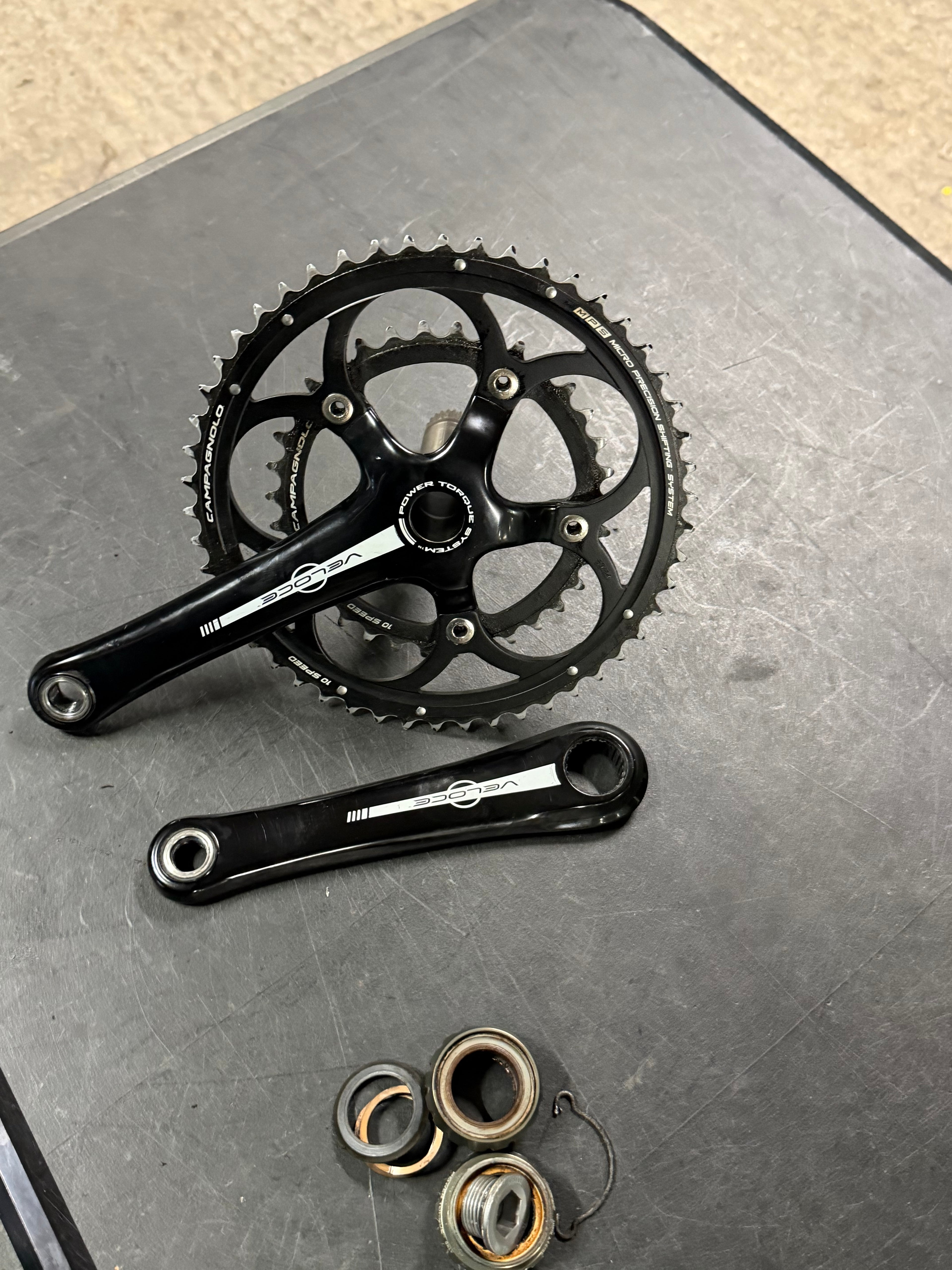 Campagnolo Veloce Road crankset