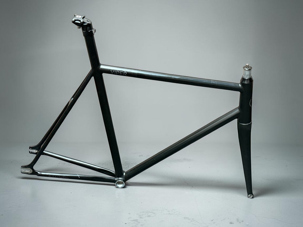 BLB Viper XL aluminium fixed gear track frameset with carbon forks and integrated seatpost