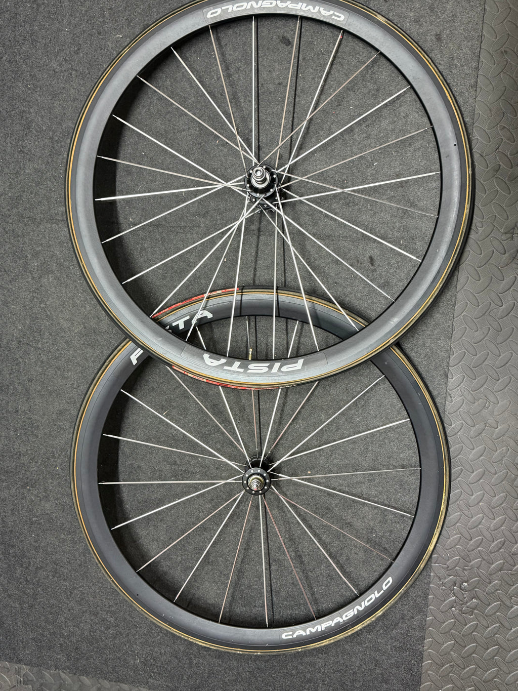 Campagnolo Pista 700c tubular track wheelset