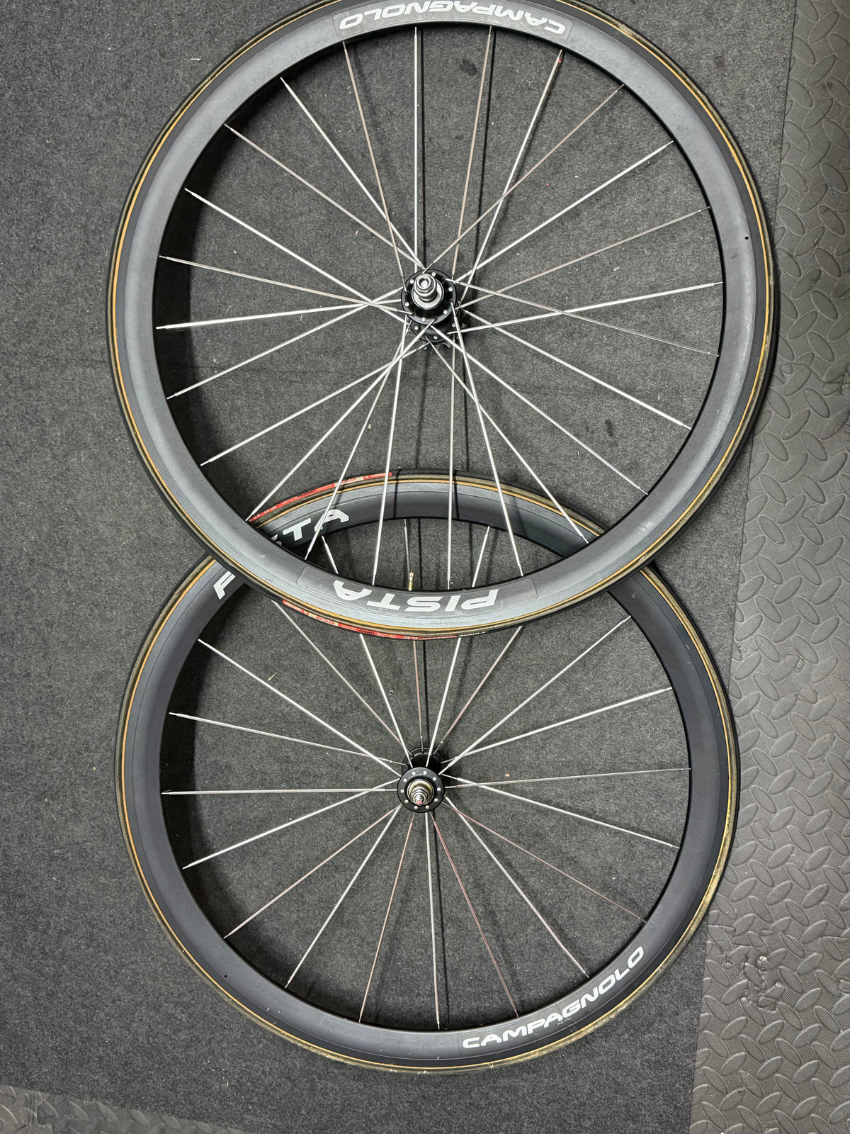 Campagnolo Pista 700c tubular track wheelset