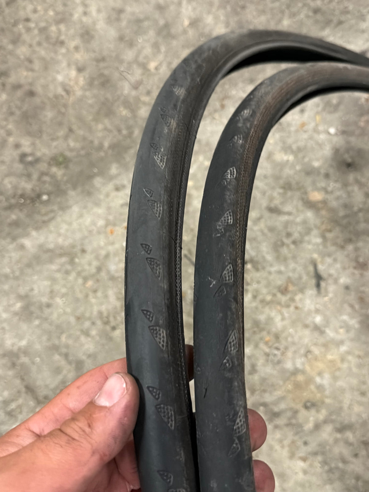 Continental Gatorskin Tyres 700x25c Clincher