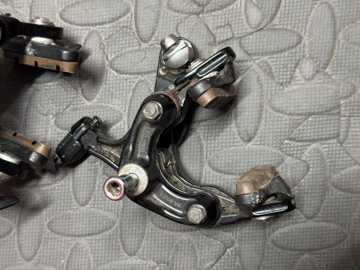 Shimano 105 Brake Caliper Set Front & Rear – Carbon Pads