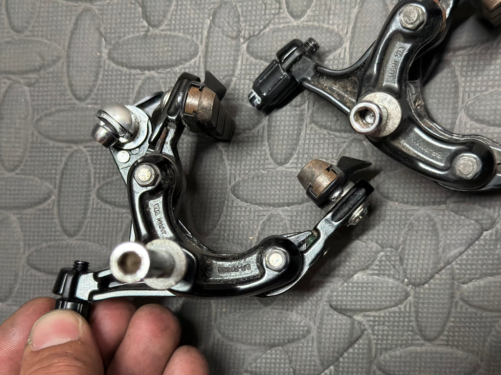 Shimano 105 Brake Caliper Set Front & Rear – Carbon Pads