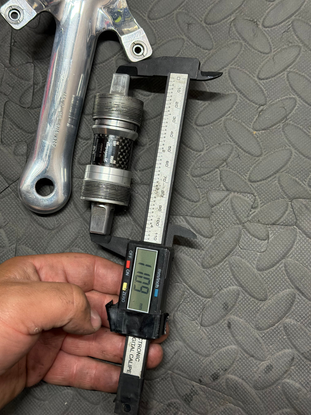 Campagnolo C-Record Pista Track Crankset 165mm 144 BCD