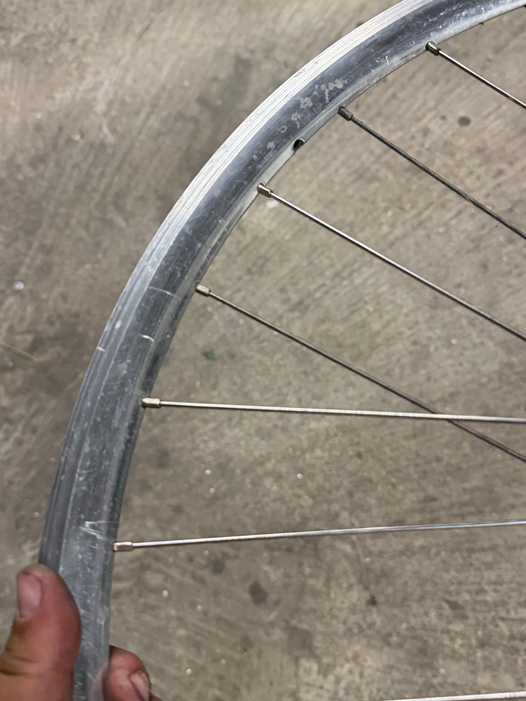 BLB Hub H Plus Son Rim Front Wheel Missing Axle
