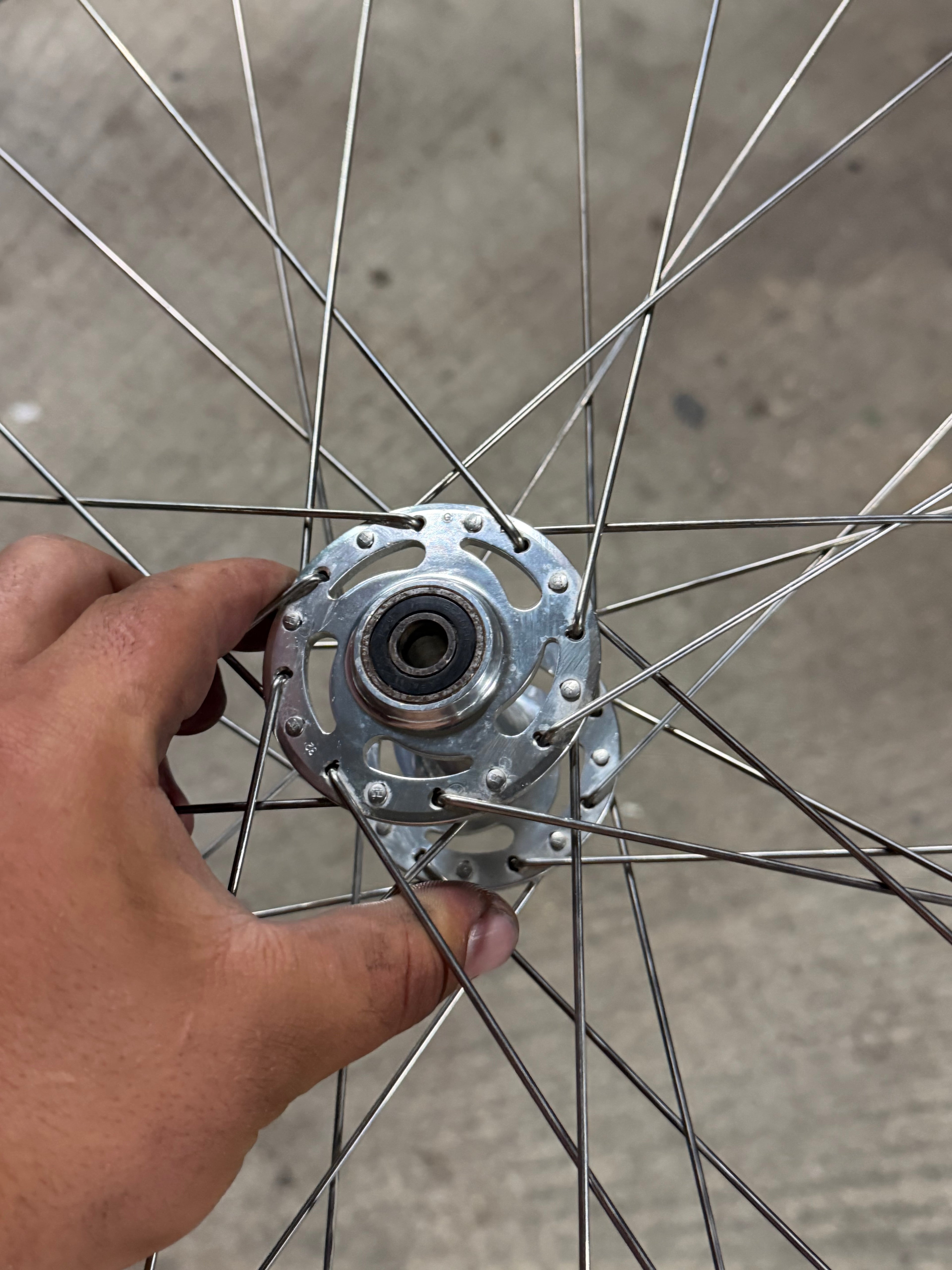 BLB Hub H Plus Son Rim Front Wheel Missing Axle