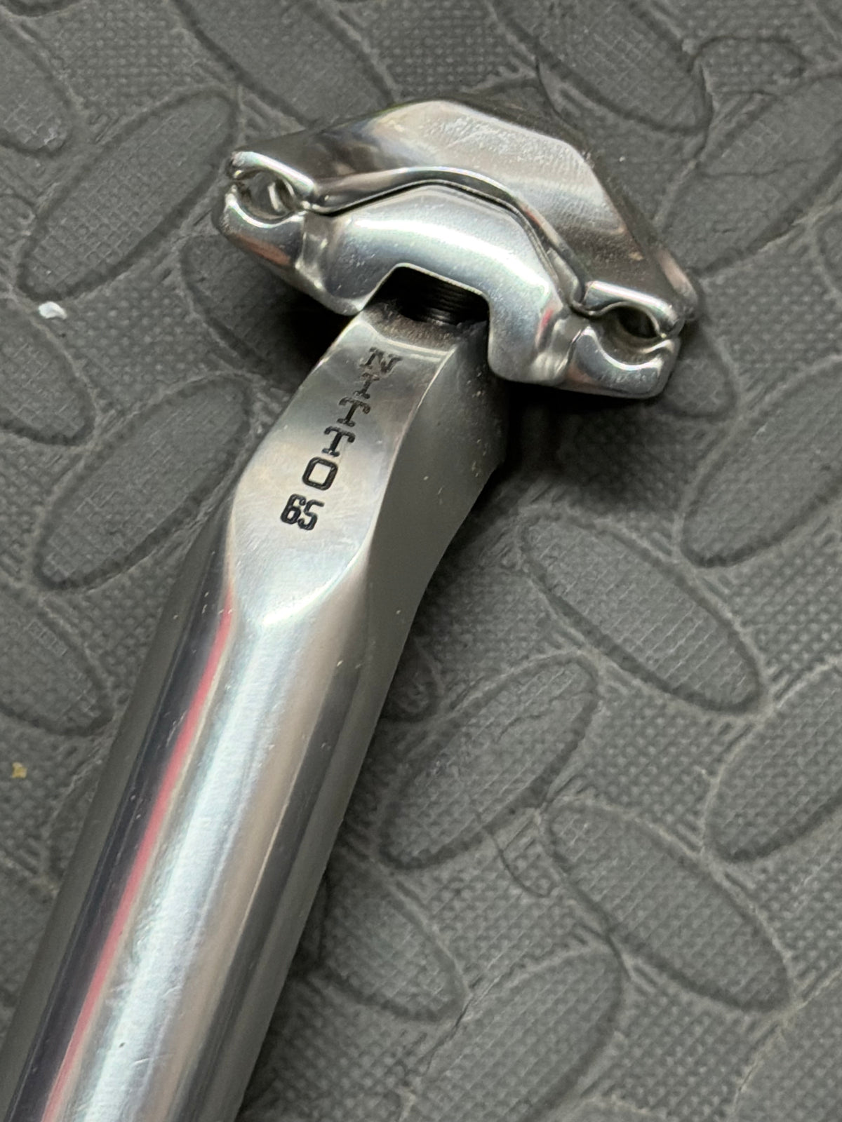 Nitto 65 Aluminium Seatpost 27.2mm