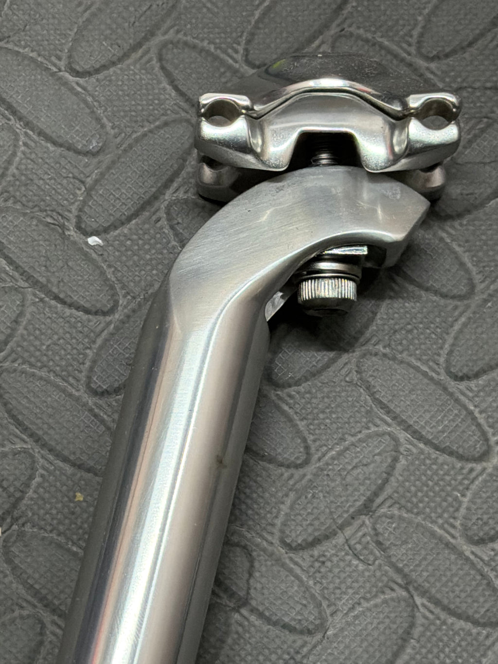Nitto 65 Aluminium Seatpost 27.2mm