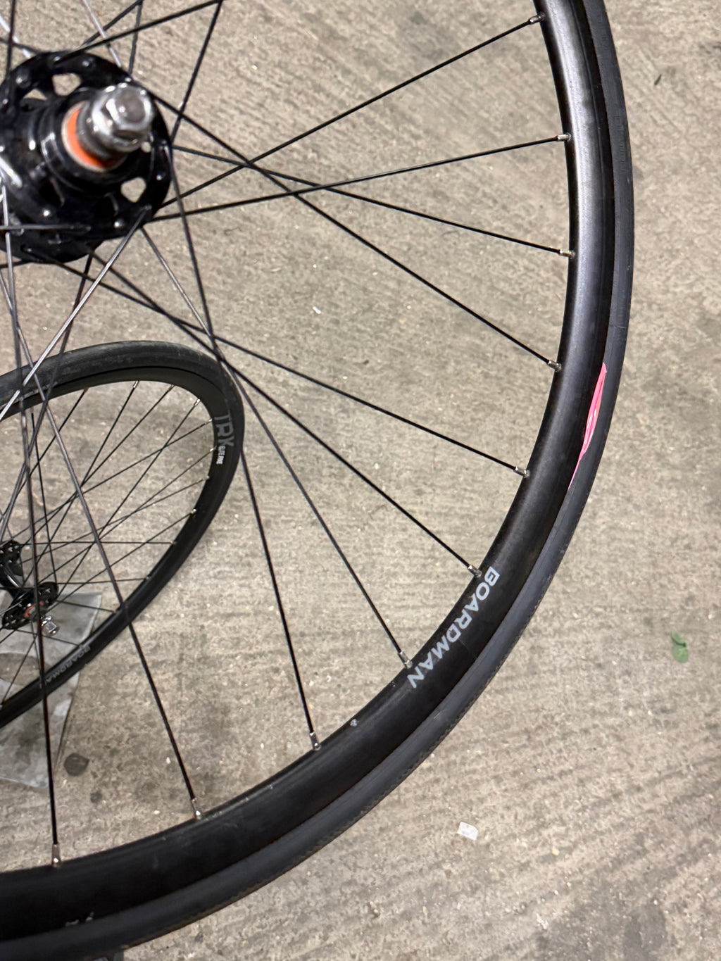 Boardman TRK Elite Track Wheelset Clincher
