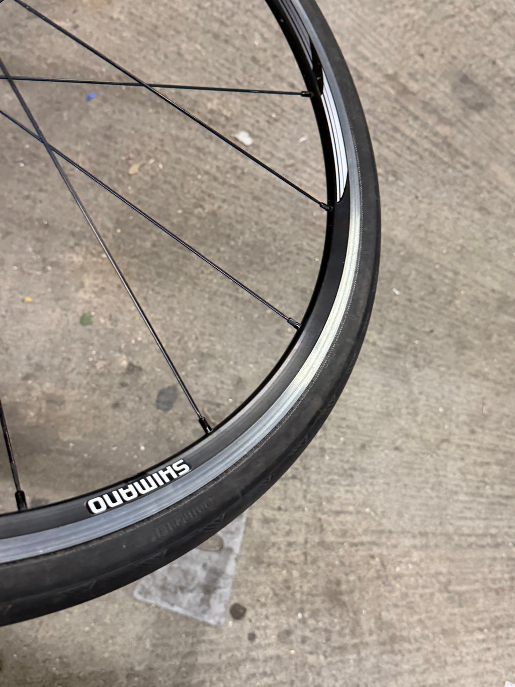 Shimano Front Wheel 700c QR