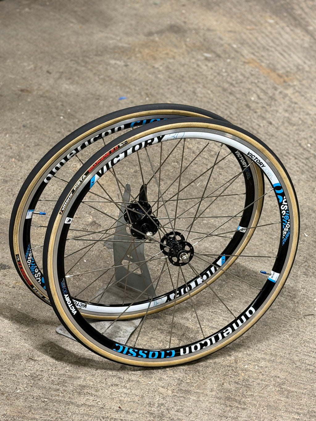 American Classic Victory 30 Track wheelset