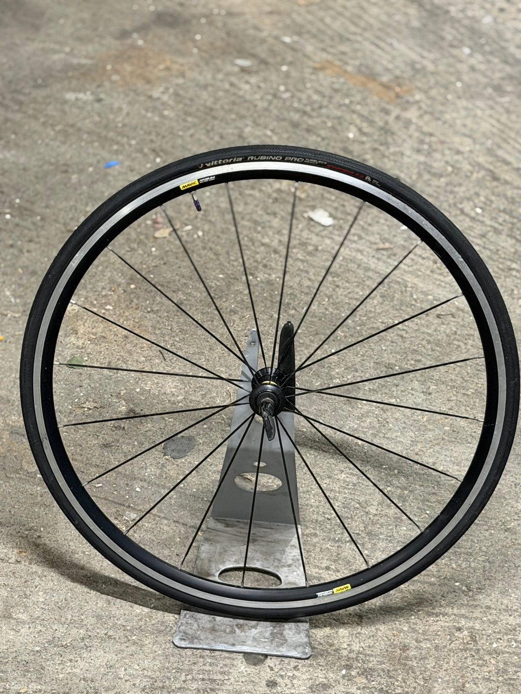 Mavic Front Clincher Road Wheel QR