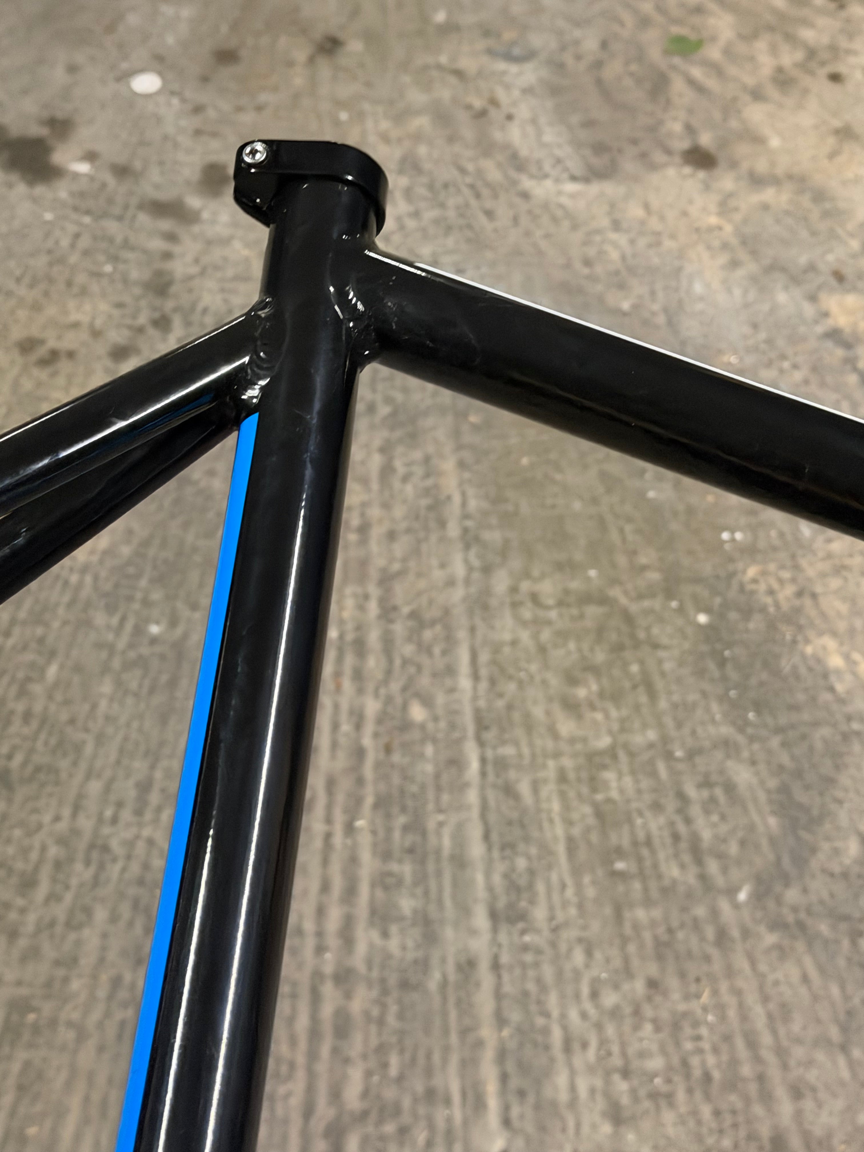 Moda Track Frameset Size Small