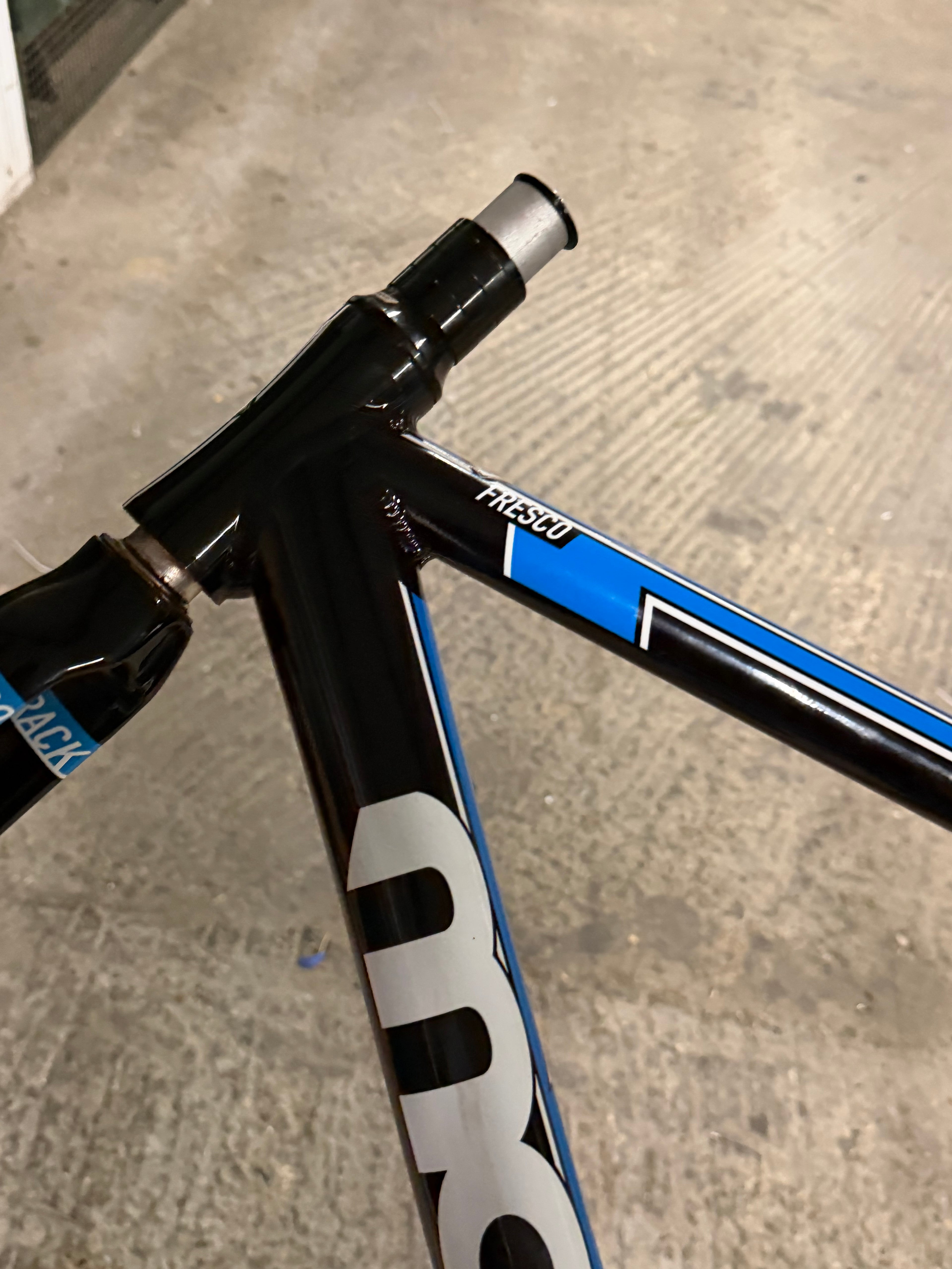 Moda Aluminium Track Frameset Size 56